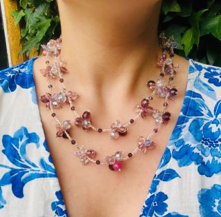 Zdravím Vás z tvrze🌸 Dnes doháníme resty a po o dojde na řadu sklad eshopu. Vím, že jsem zapomněla odkliknout prodej dvou...